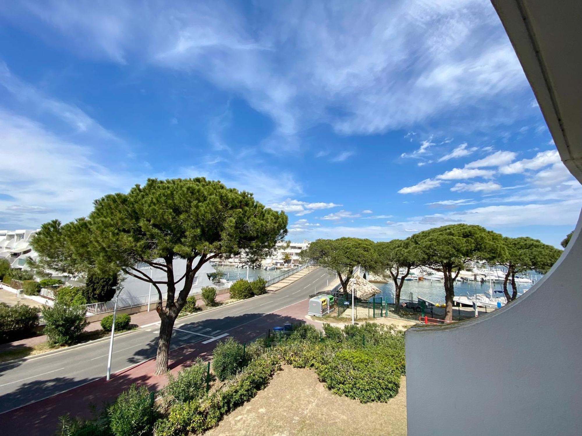 Апартаменти Les Caravelles Port Camargue Ле-Гро-дю-Руа Екстер'єр фото